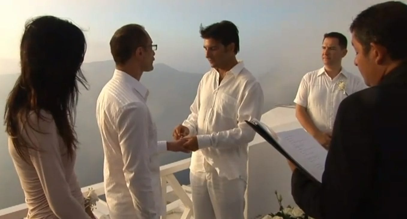 Mariage gay à Santorin