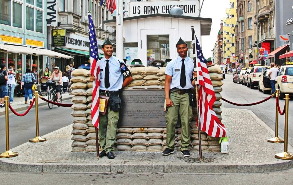Checkpoint Charlie de Berlin