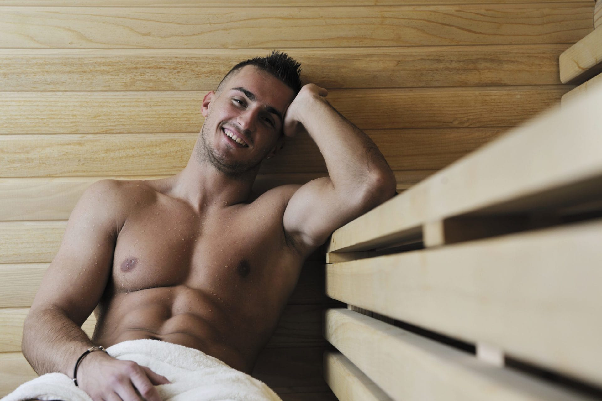Sauna : guide pour une expérience de sauna gay parfaite pour votre première visite