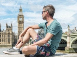 La Grande-Bretagne courtise les touristes gays avec une approche moins sexy