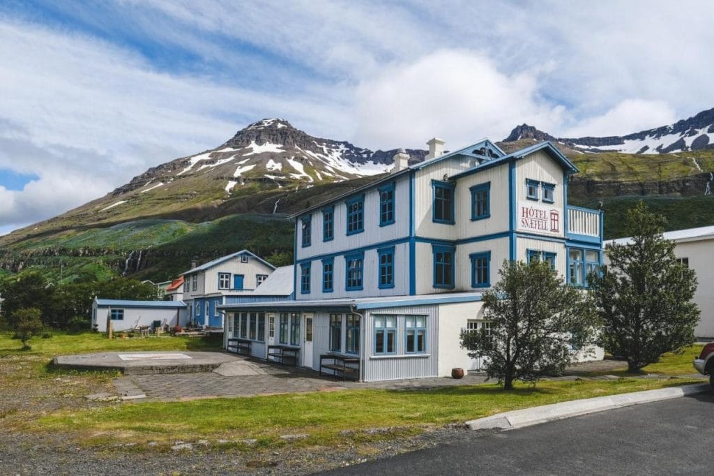 Hotel Snæfell (Hotel Aldan – The Post Office)